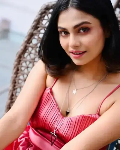 Call Girls Service in Bhatwari